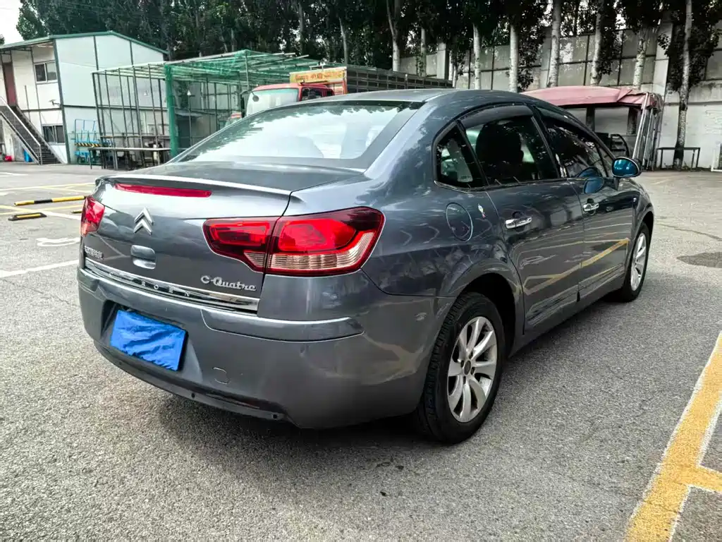 C-Quatre 世嘉 2011款 三厢 2.0 L 自动锐尚型