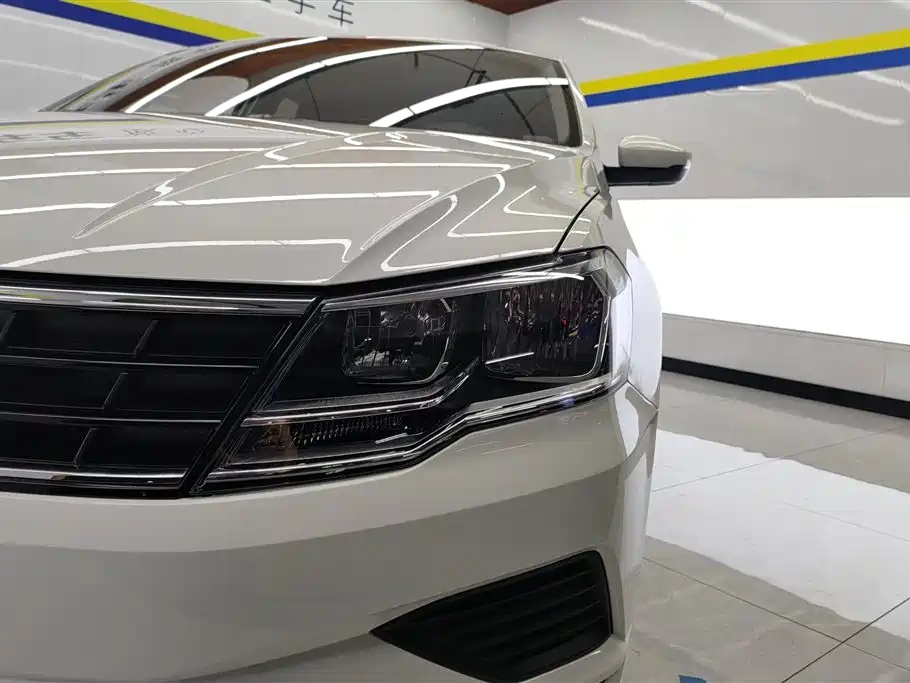 Jetta 1.4 L Manual Fashion
