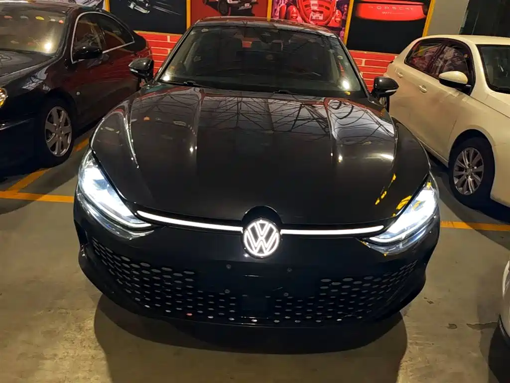 Lamando Lamando L 280 TSI DSG Spicy Cool