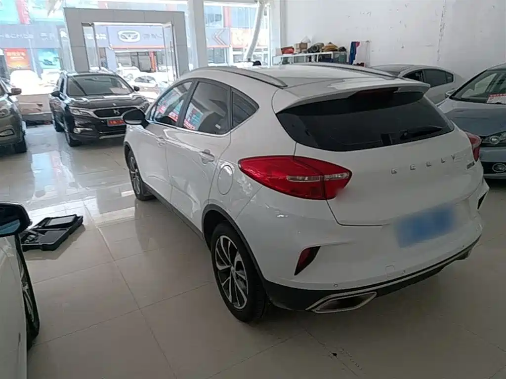 Emgrand GS 1.4 T CVT Elegant