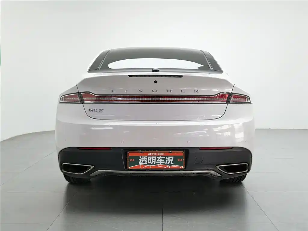Lincoln MKZ 2.0 T Graceful