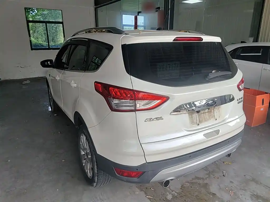 Kuga 1.5 L GTDi 2 WD Style