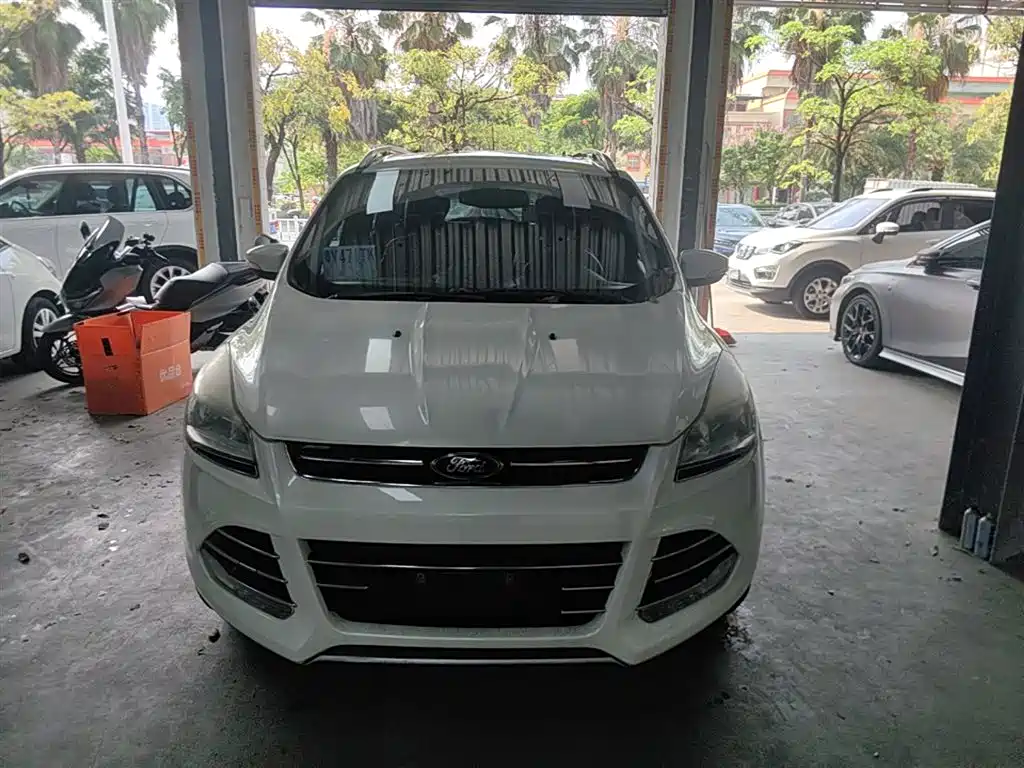 Kuga 1.5 L GTDi 2 WD Style
