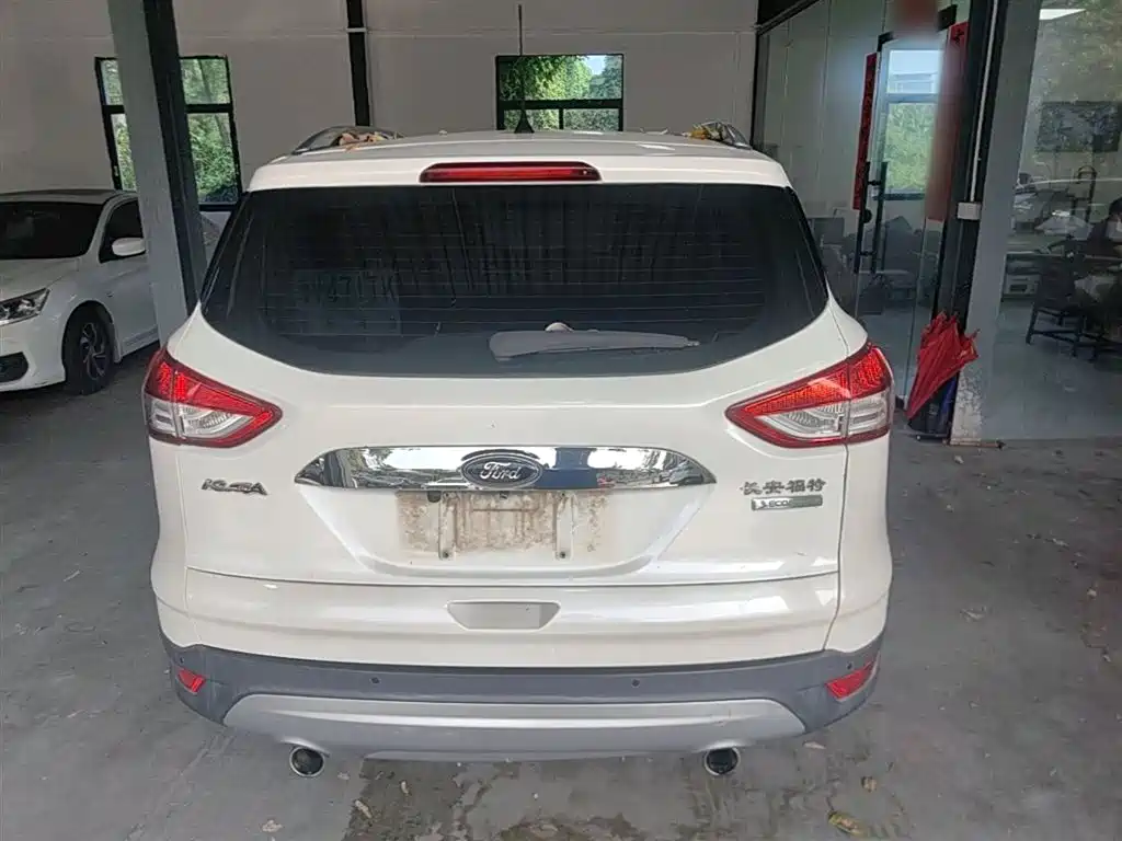 Kuga 1.5 L GTDi 2 WD Style