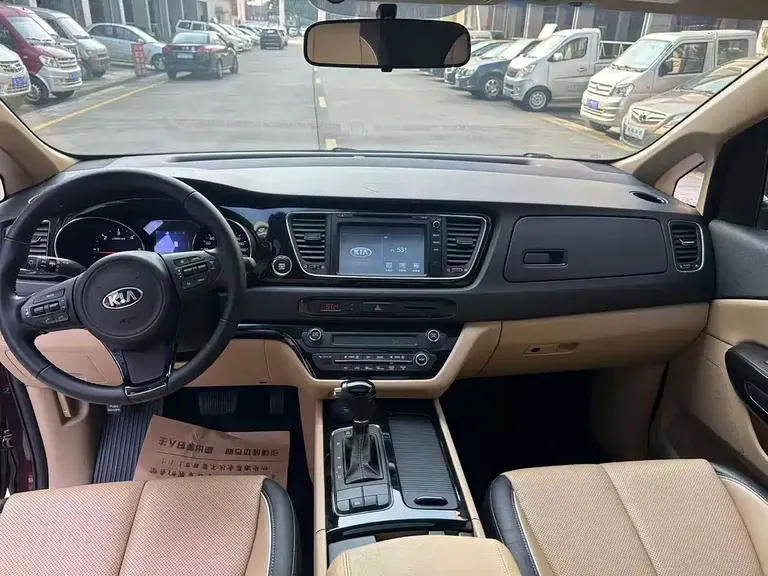 Kia Carnival (Import) 嘉华进口 2015款 2.2 T 豪华版 国IV