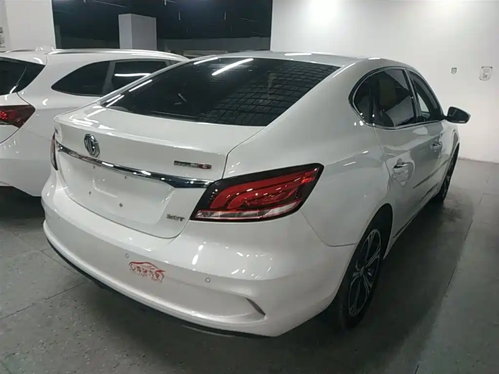 MG6 20 T Auto Luxury Connected CN-V