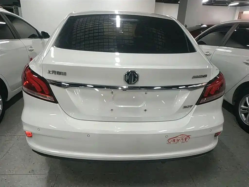 MG6 20 T Auto Luxury Connected CN-V