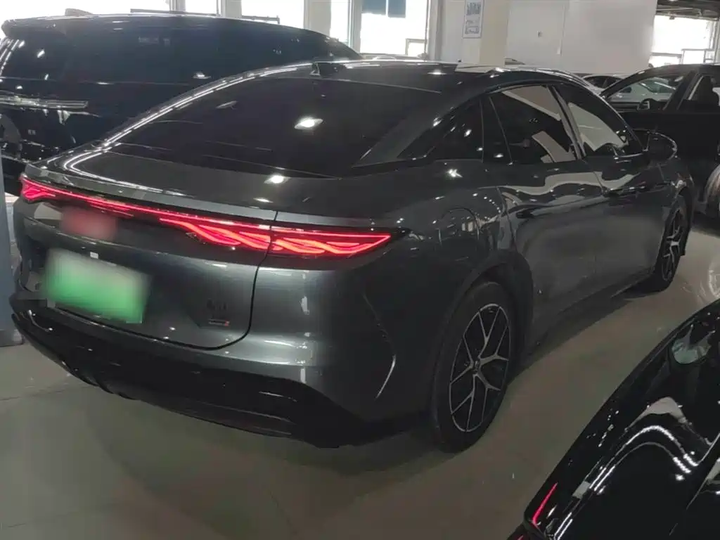 Han L DM-p 4 WD Lidar Flagship