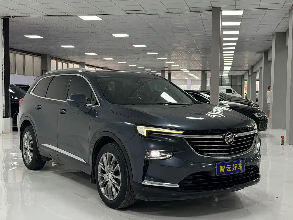 Enclave 652 T 2 WD Distinguished 7-seat
