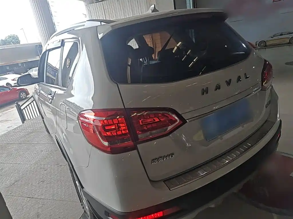 Haval H6 Red Label Sport 1.5 T Auto 2 WD Elite
