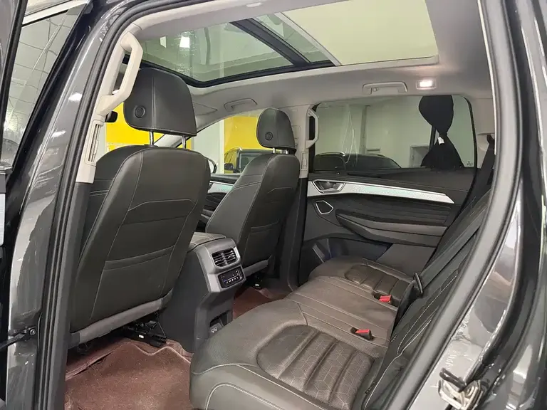 Volkswagen Talagon 330 TSI 2 WD Luxury Premium Realm 7-seat