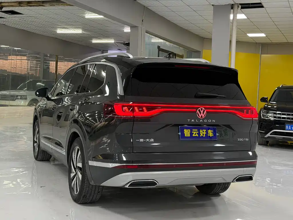Talagon 330 TSI 2 WD Luxury Premium Realm 7-seat