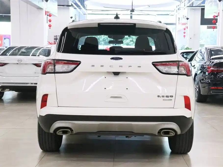 Escape EcoBoost 245 2 WD Leisure Enjoyment