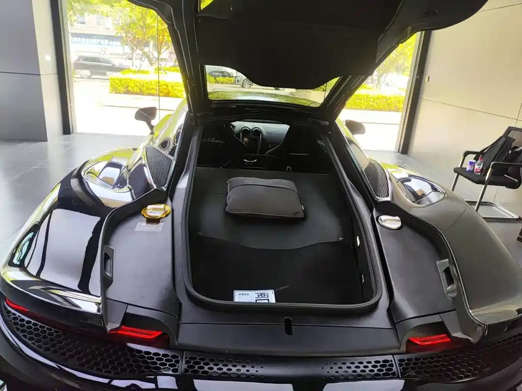 McLaren GT 4.0 T Standard