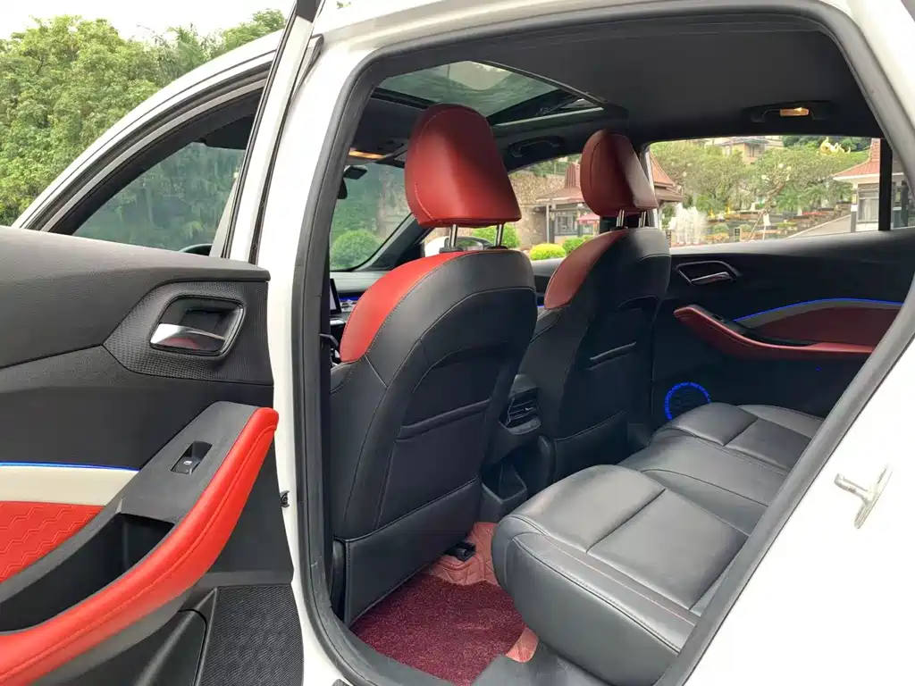MG5 180 DVVT CVT Luxury