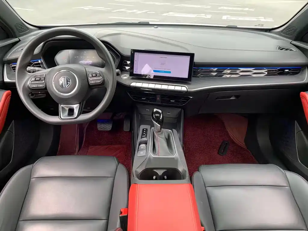MG5 180 DVVT CVT Luxury