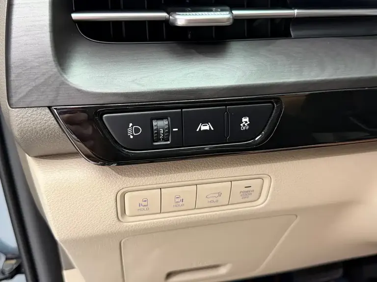 Kia Carnival 2.0 T Flagship