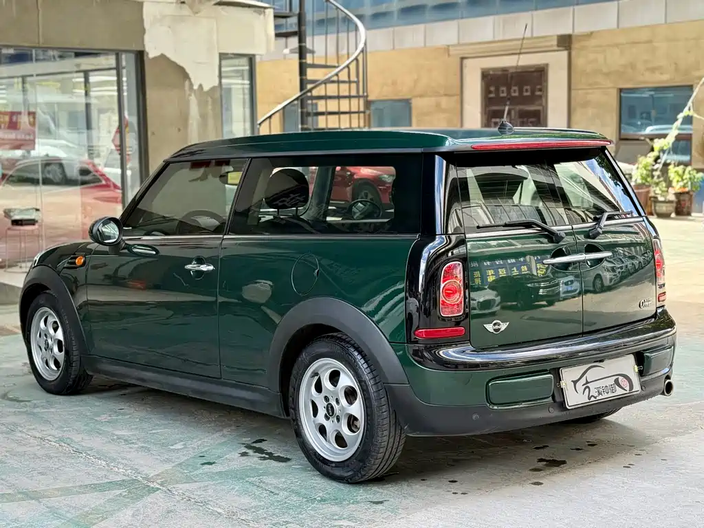 MINI CLUBMAN 1.6 L COOPER Bond Street