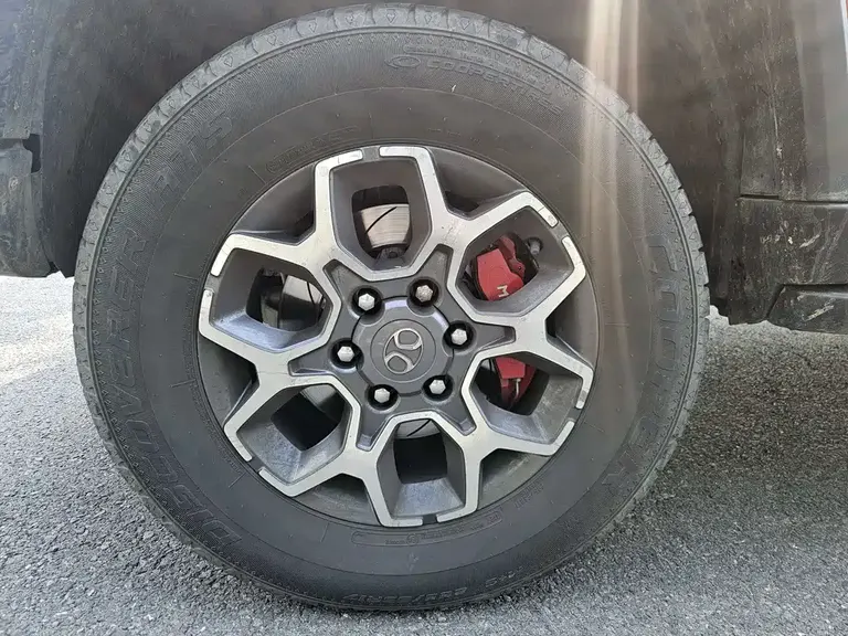 BAIC BJ40 PLUS 2.3 T Auto 4 WD Premium CN-V
