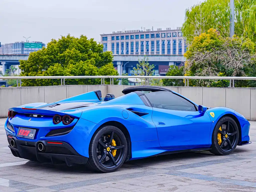 Ferrari F8 Spider 3.9 T V8