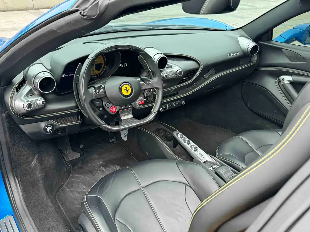 Ferrari F8 Spider 3.9 T V8