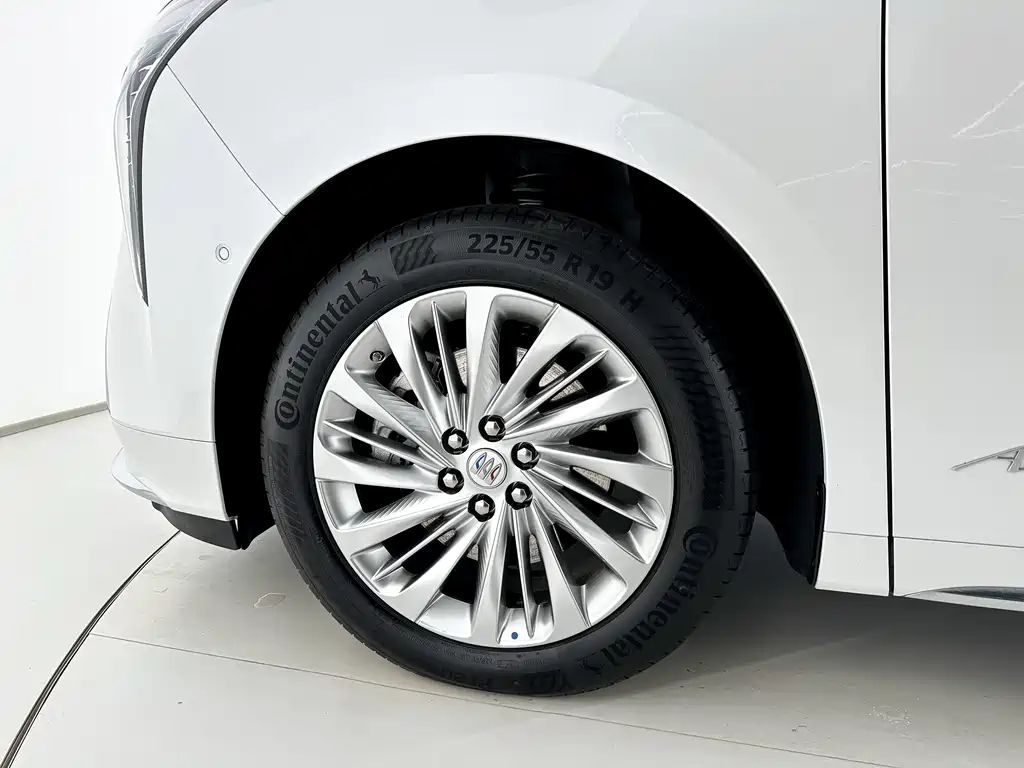 Century 2.0 T 6-seat Heritage