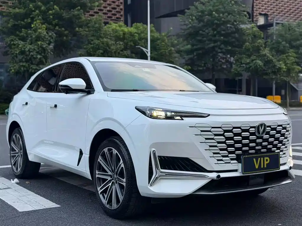 Changan UNI-K 2.0 T Distinguished