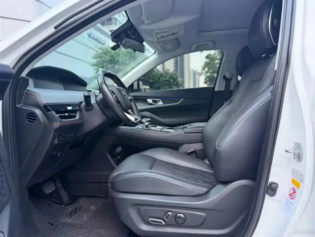 Changan UNI-K 2.0 T Distinguished