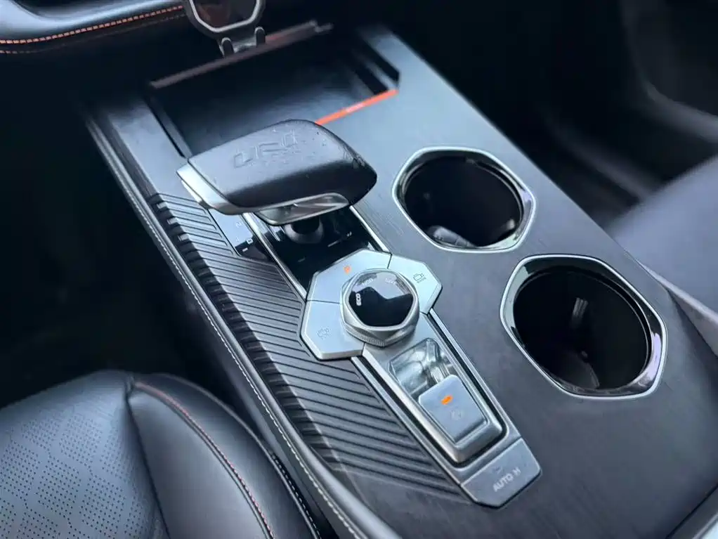 Changan UNI-K 2.0 T Distinguished
