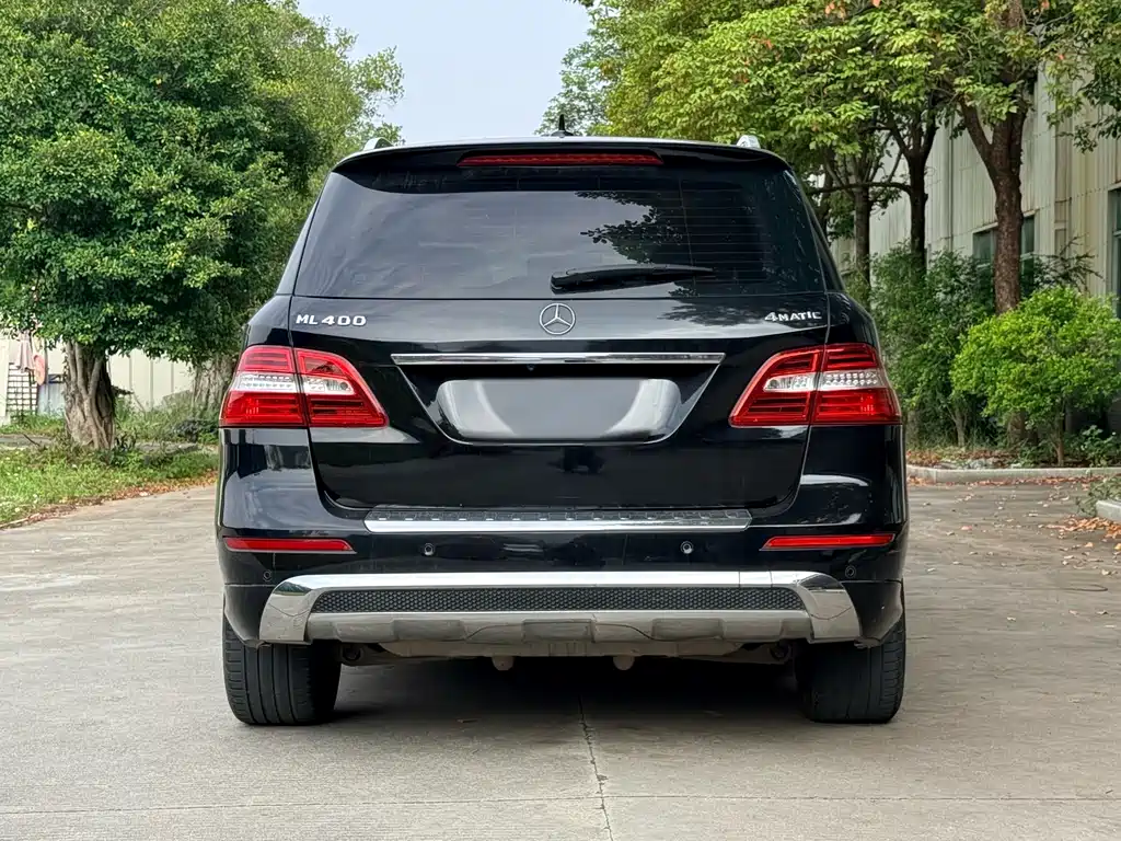 Mercedes-Benz M-Class ML 400 4 MATIC Dynamic