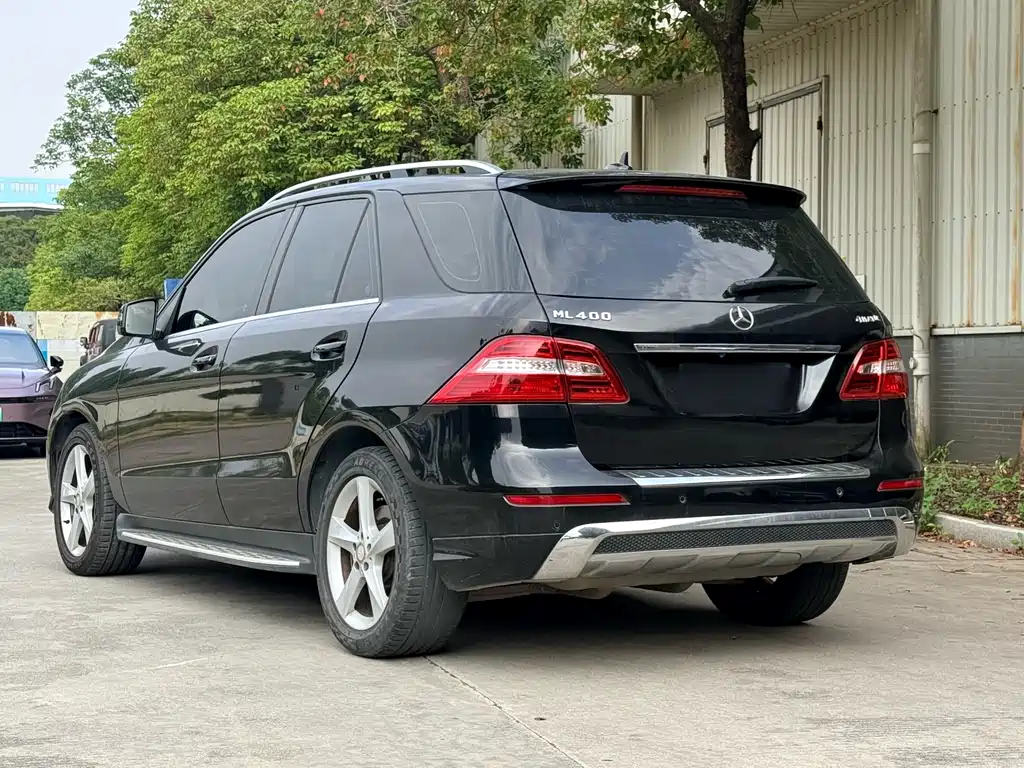 Mercedes-Benz M-Class ML 400 4 MATIC Dynamic