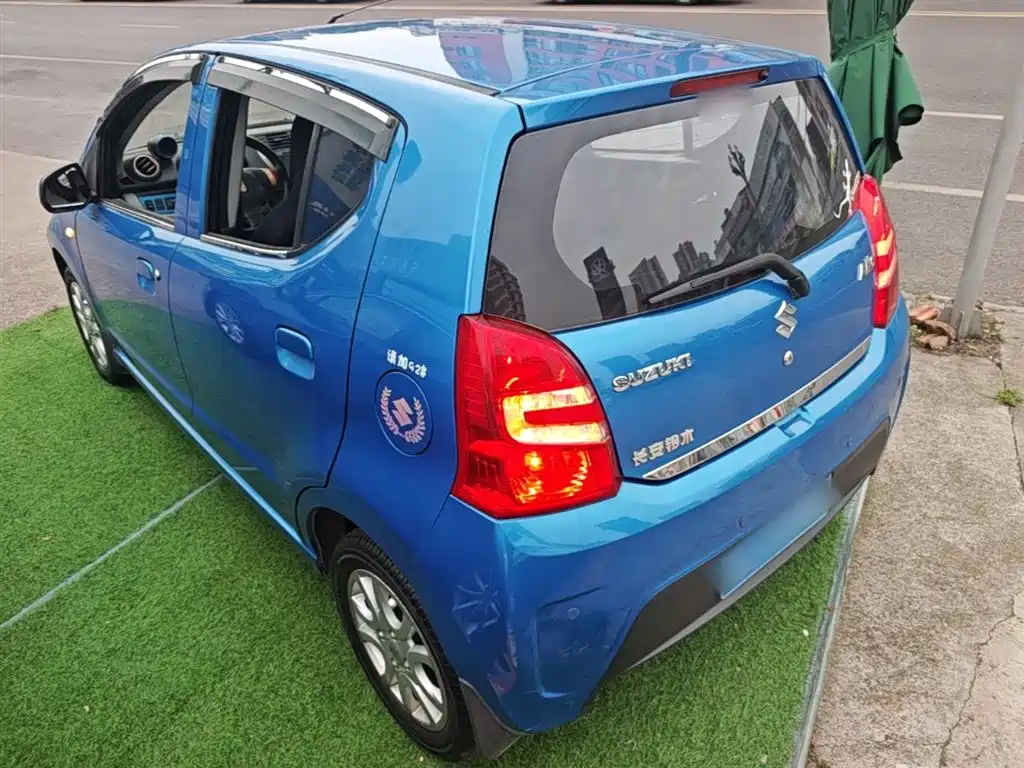 Alto 1.0 L Auto Luxury