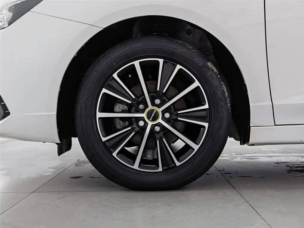 Roewe i5 1.5 L Manual Platinum