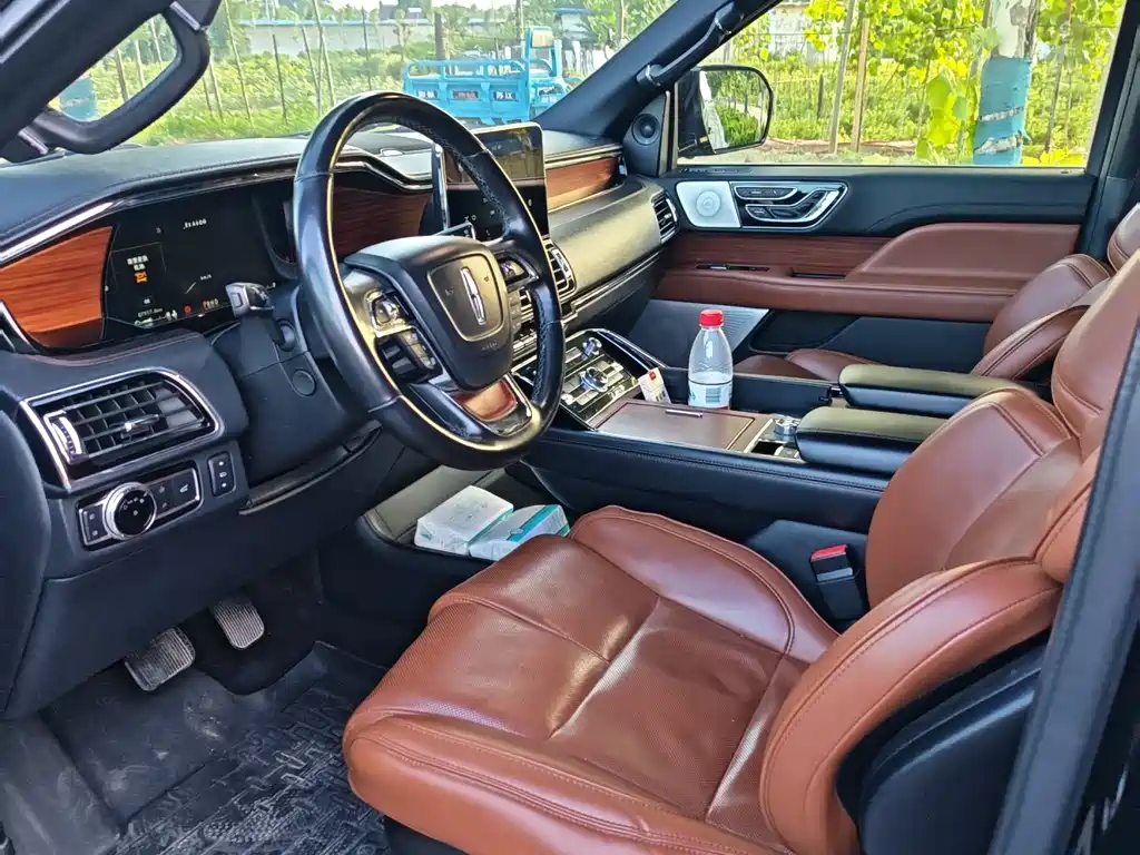 Navigator 3.5 T Honor Shine CN-V