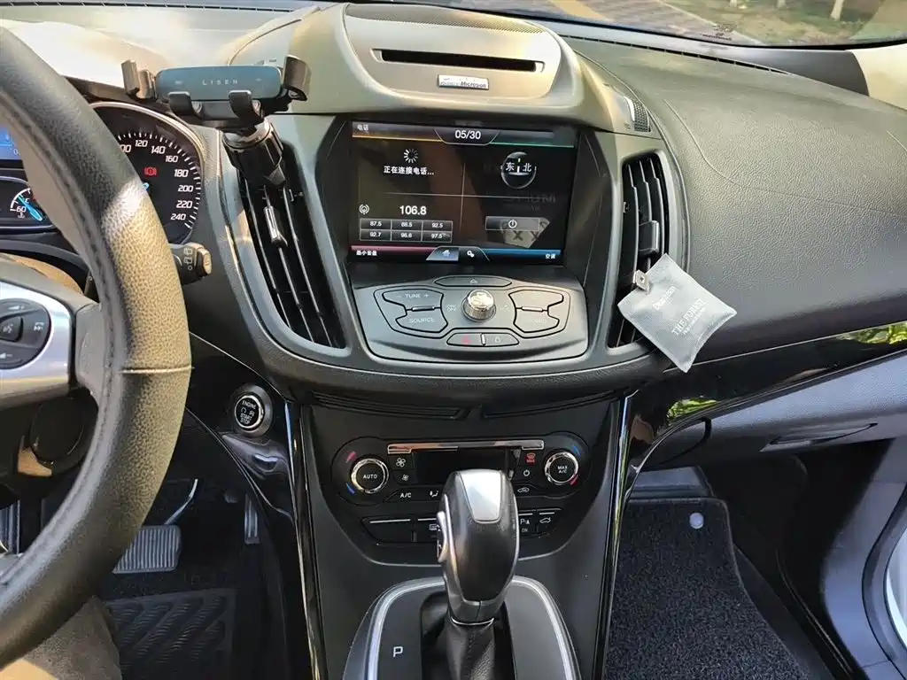Kuga 2.0 L GTDi 4 WD Sport
