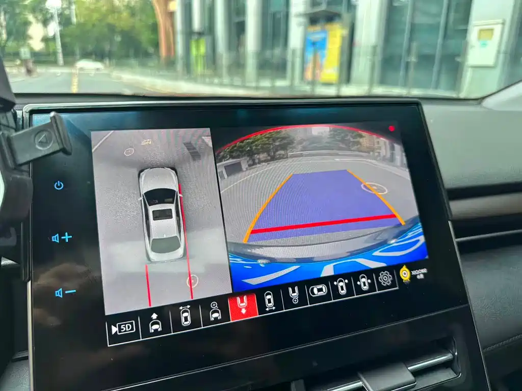 Avalon 2.0 L Luxury