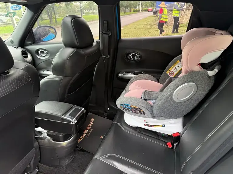 Infiniti ESQ 英菲尼迪ESQ 2014款 1.6 L 率臻版
