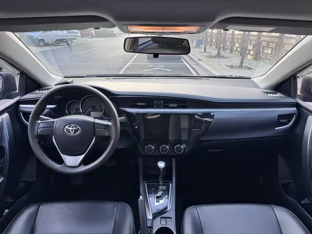 Levin 1.6 G CVT Elite