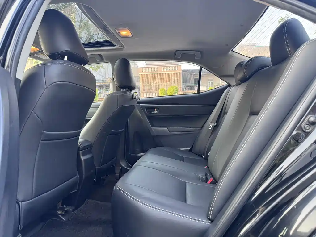 Levin 1.6 G CVT Elite