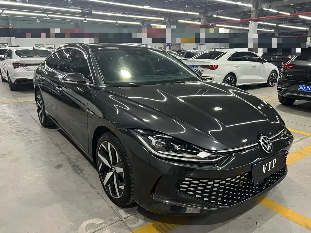 Lamando Lamando L 280 TSI DSG Spicy Cool