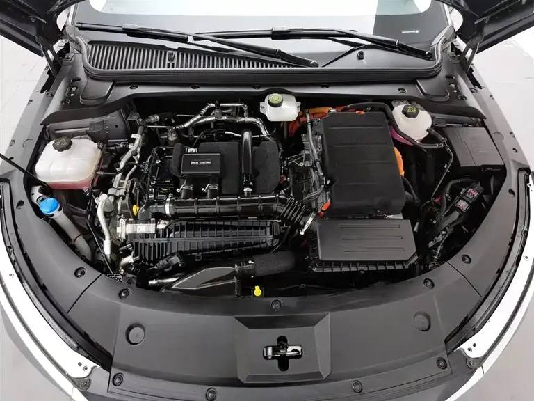 BYD Qin L DM-i 120 KM Outstanding