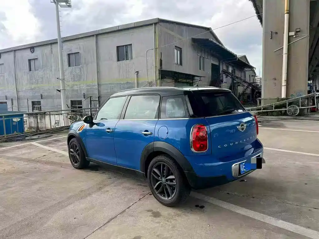 MINI COUNTRYMAN 1.6 L COOPER Fun