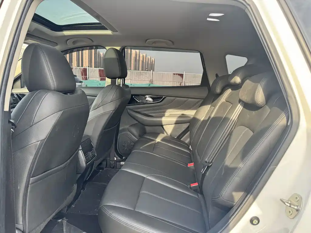 Dongfeng Fengshen AX7 东风风神AX7 2019款 经典 230 T 手动精英型 国VI