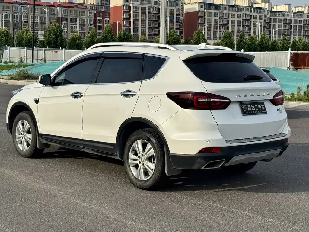 Dongfeng Fengshen AX7 东风风神AX7 2019款 经典 230 T 手动精英型 国VI