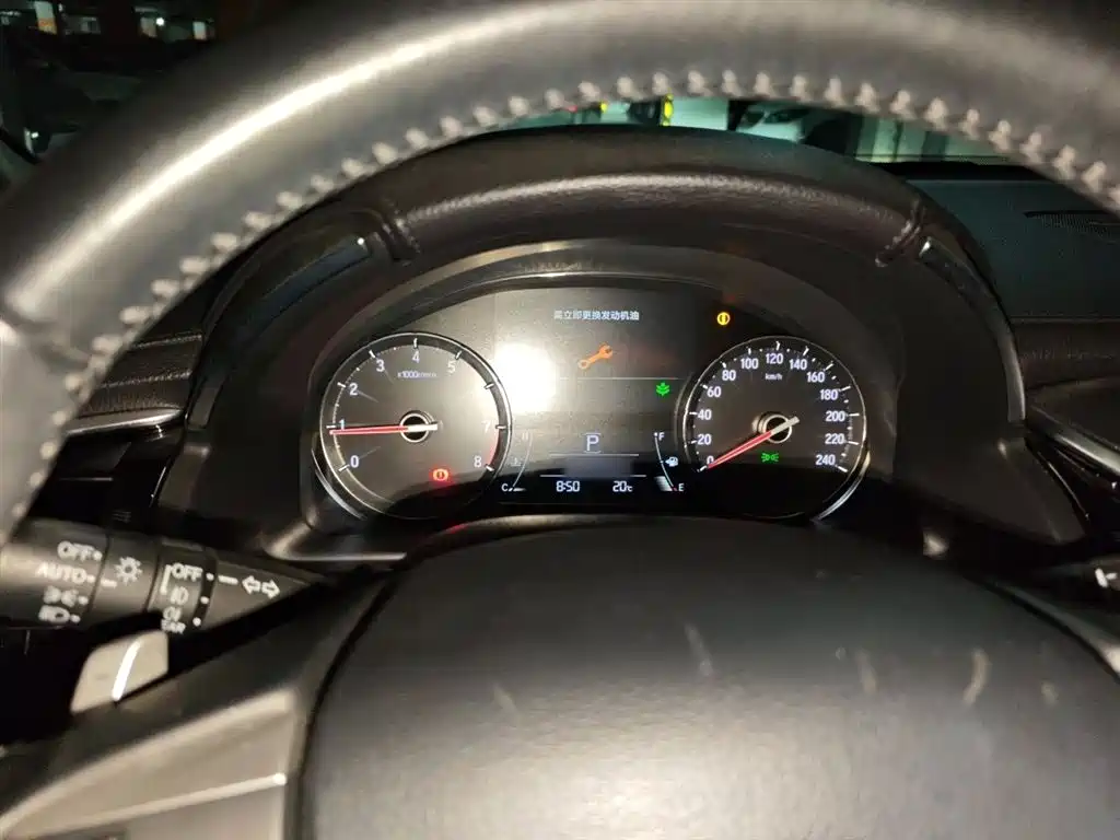 Avancier 370 TURBO 2 WD Luxury