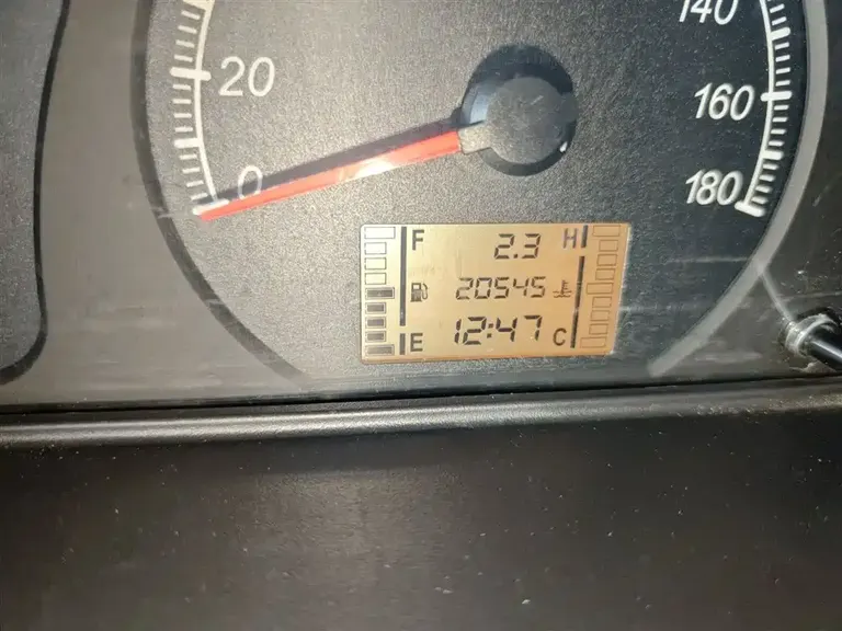 Wuling Zhiguang 1.2 L Van Transport Utility CN-VI 5-seat LSI