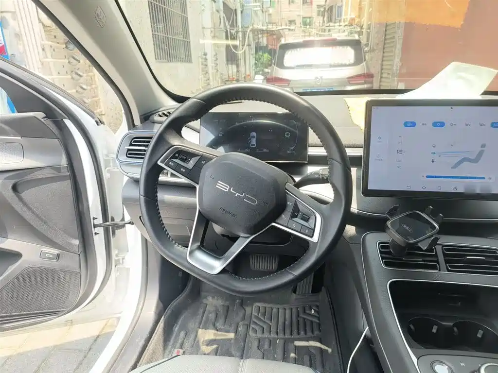 Destroyer 05 Glory DM-i 55 KM Luxury