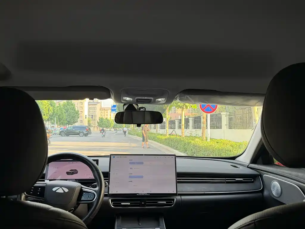 Fengyun A8 L 风云A8 L 2025款 1.5 TGDI 145 km 标准型