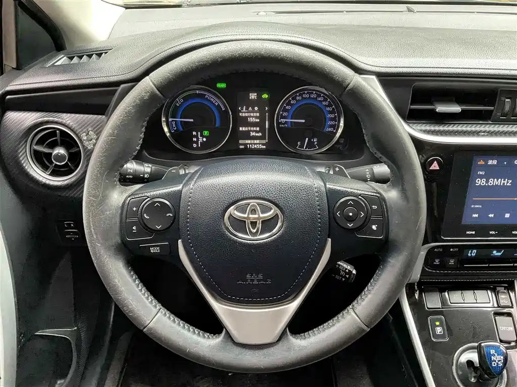 Levin Dual Engine 1.8 H V E-CVT Luxury