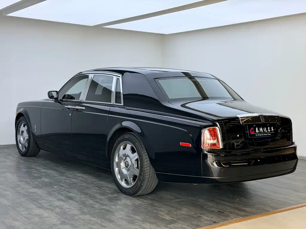 Phantom 6.7 L Standard